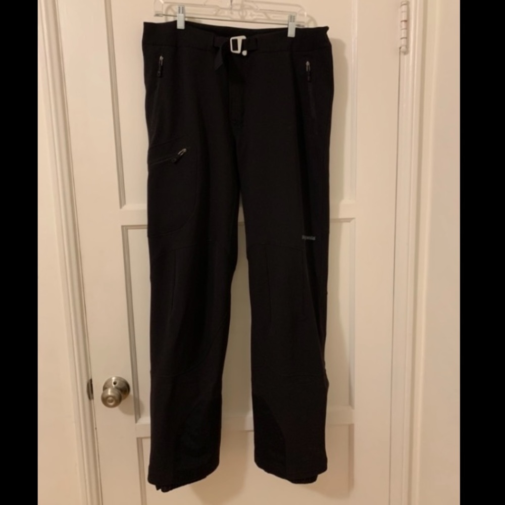 Men’s Patagonia ski pants Size 34